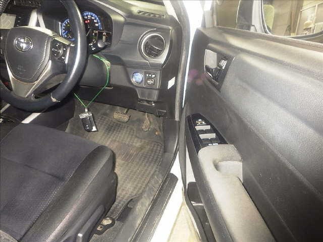 Toyota COROLLA FIELDER 2014 8267051-7