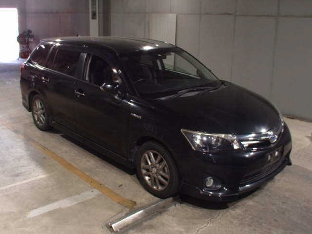 Toyota COROLLA FIELDER 2013 8267052-0