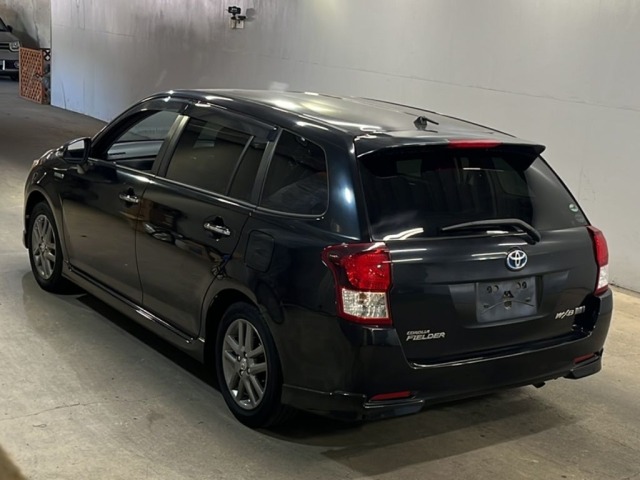 Toyota COROLLA FIELDER 2014 8267091-1