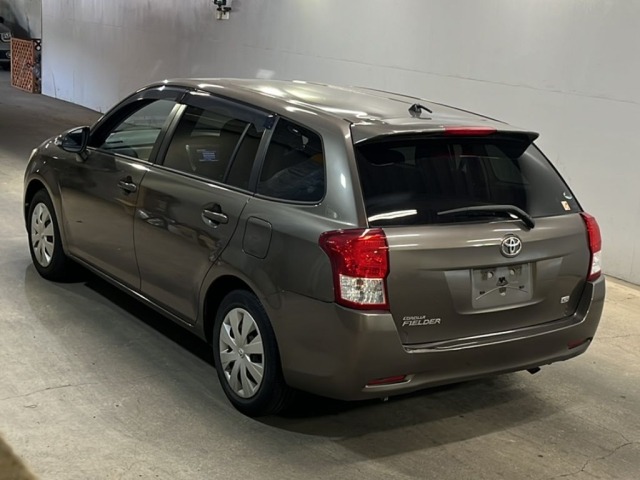 Toyota COROLLA FIELDER 2014 8267093-1
