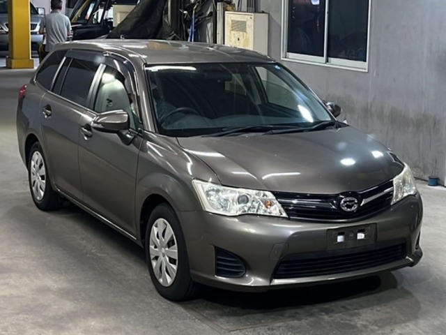 Toyota COROLLA FIELDER 2014 8267093-4