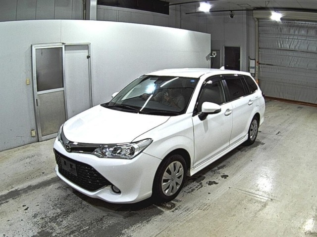Toyota COROLLA FIELDER 2017 8267248-4