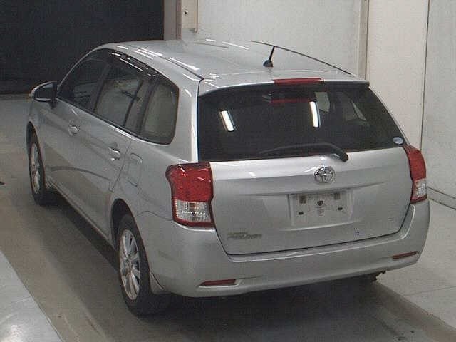 Toyota COROLLA FIELDER 2013 8267257-1