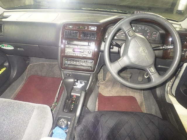 Toyota CORONA PREMIO 1997 8259910-3