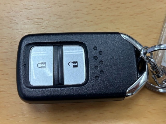 Honda FIT 2023 8266774-17
