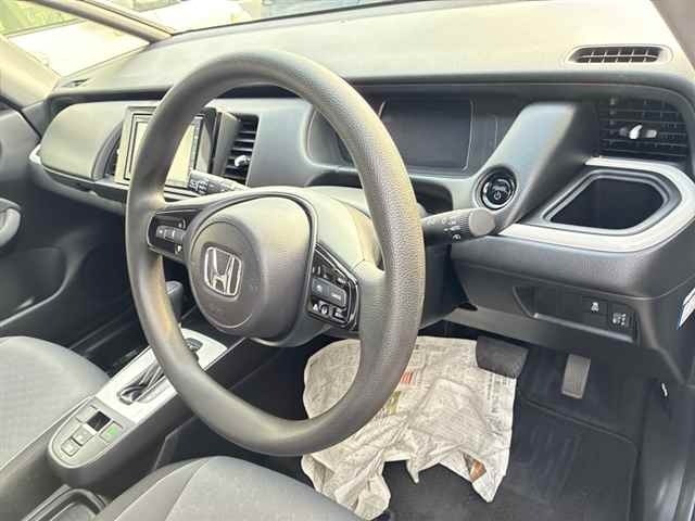Honda FIT 2024 8266789-3
