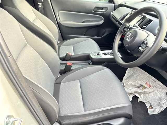 Honda FIT 2024 8266789-7