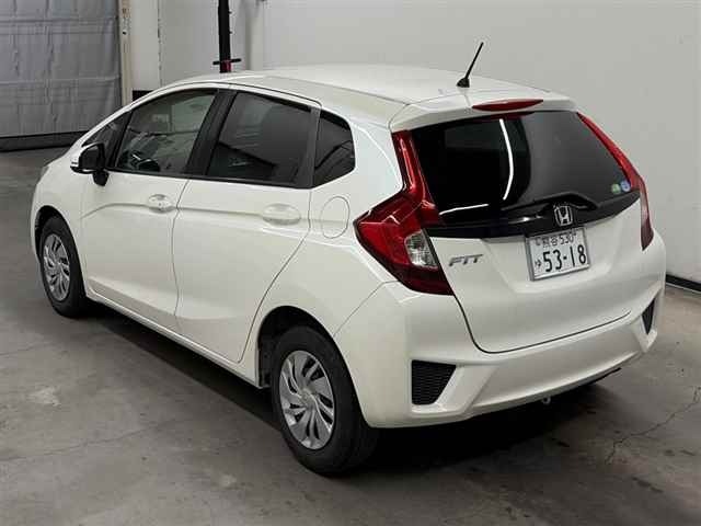 Honda FIT 2016 8266790-1