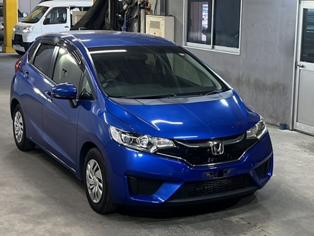 Honda FIT 2016 8266806-4
