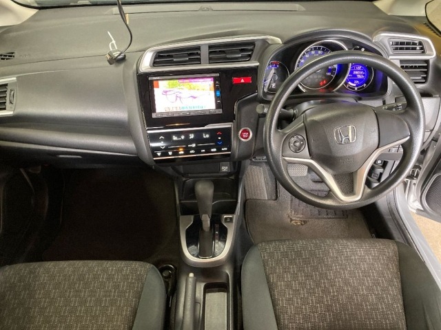 Honda FIT 2017 8266810-3