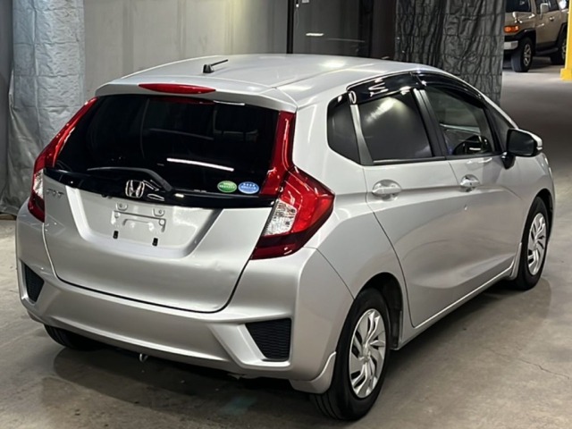 Honda FIT 2017 8266810-5