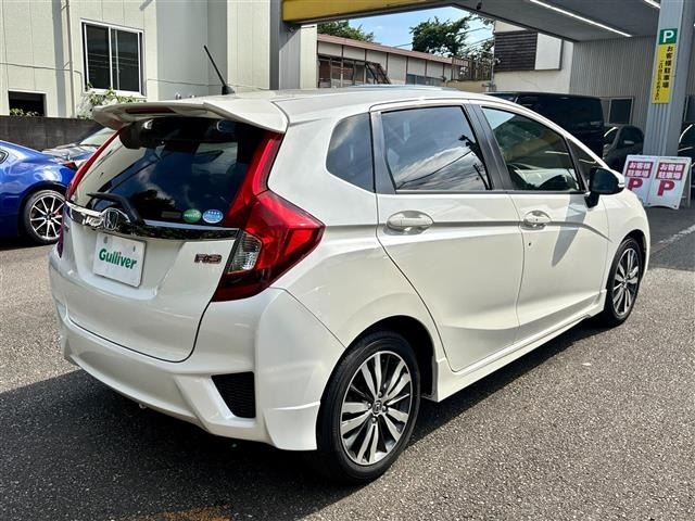 Honda FIT 2013 8267037-6