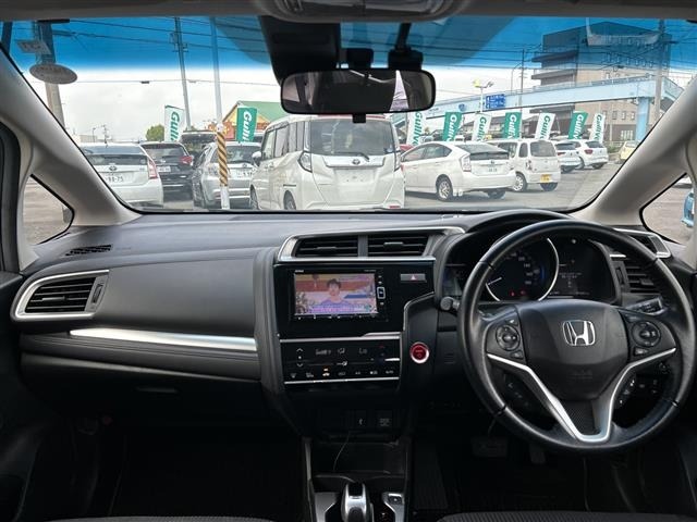 Honda FIT 2018 8267065-13