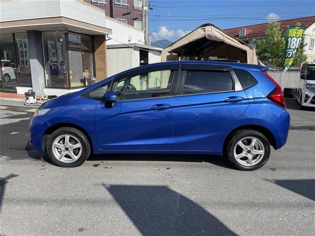 Honda FIT 2014 8267084-17