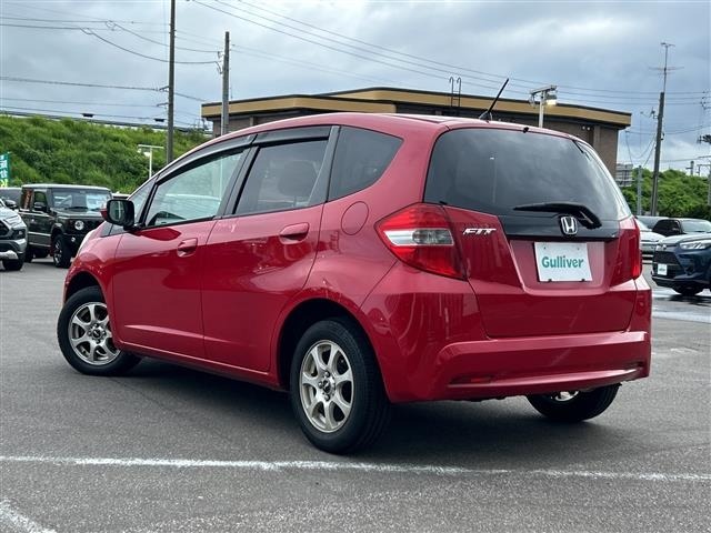 Honda FIT 2011 8267111-1
