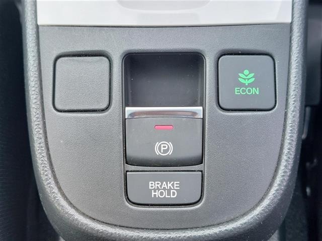 Honda FIT 2020 8267136-24