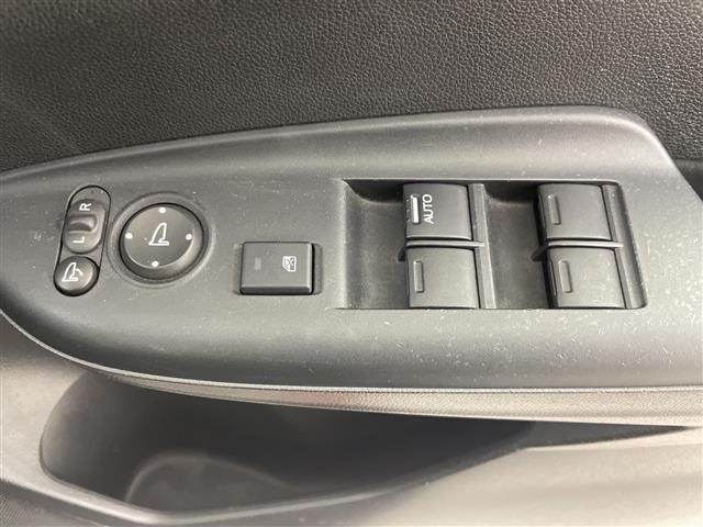 Honda FIT 2015 8267198-9