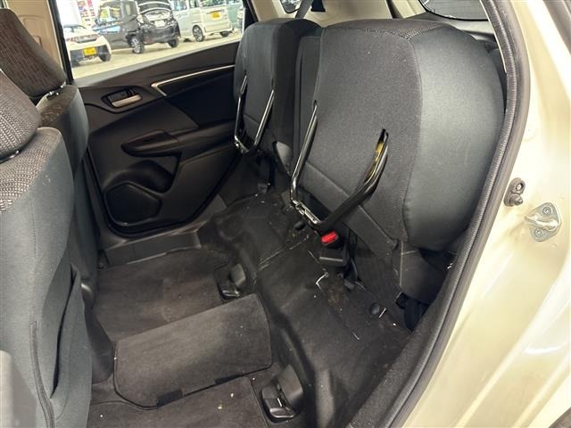 Honda FIT 2016 8267202-19
