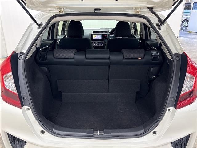 Honda FIT 2016 8267202-22