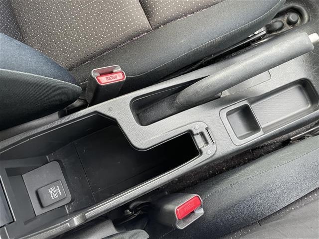 Honda FIT 2014 8267203-7
