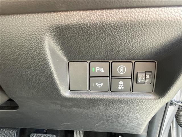 Honda FIT 2022 8267204-10