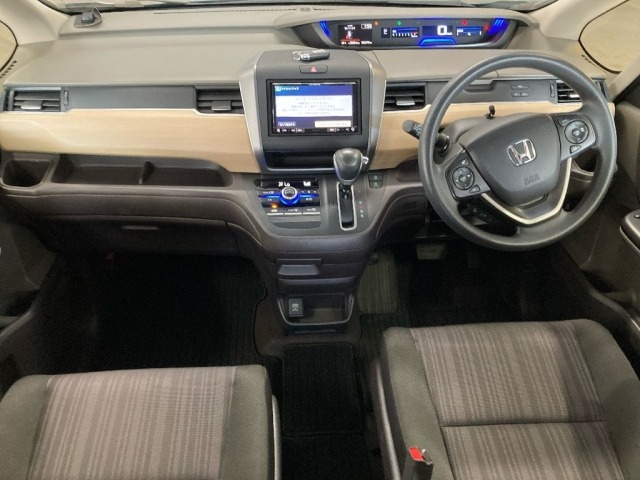 Honda FREED 2016 8267701-3