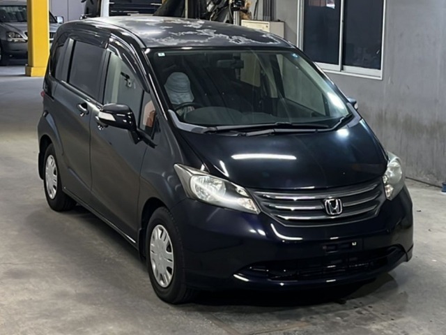 Honda FREED 2010 8267709-4
