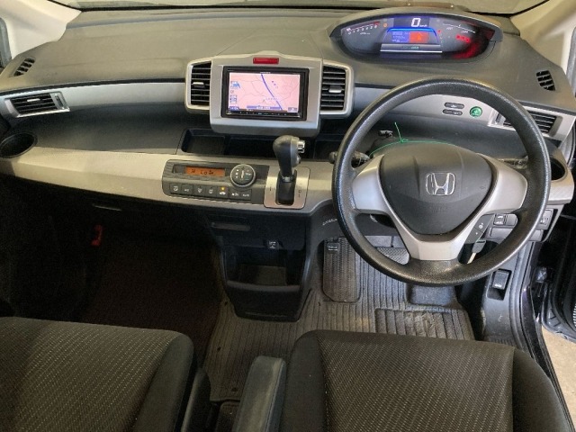 Honda FREED 2012 8267723-3
