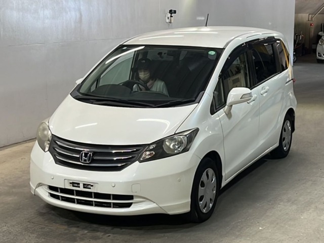 Honda FREED 2011 8267748-0