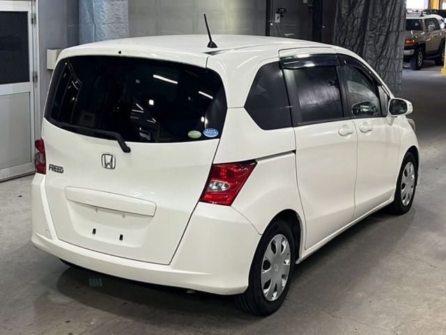 Honda FREED 2011 8267748-5