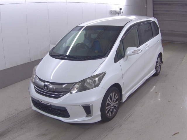 Honda FREED 2014 8267750-3