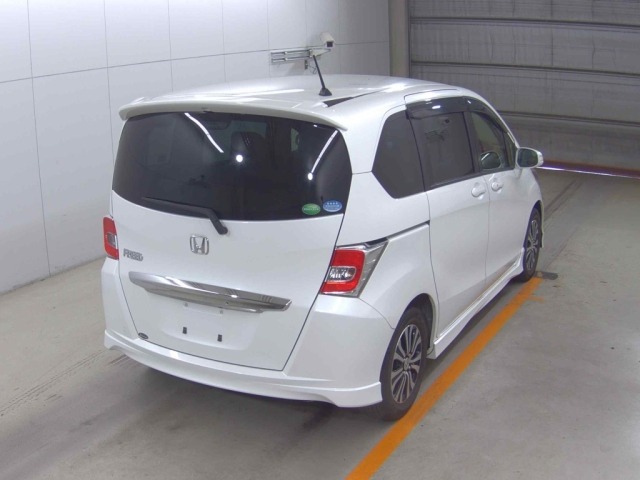 Honda FREED 2014 8267750-4
