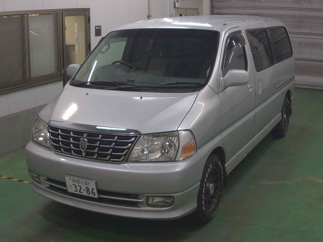 Toyota GRAND HIACE 2004 8267543-6