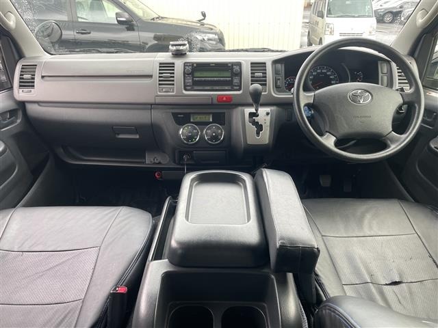 Toyota HIACE VAN 2012 8260547-1