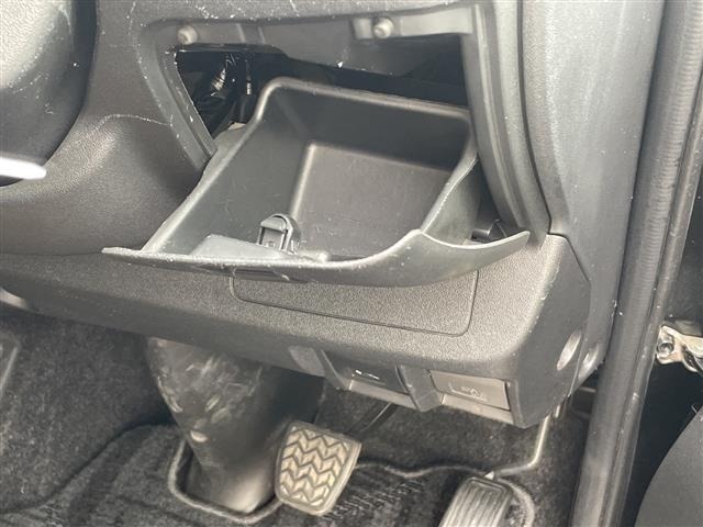 Toyota HIACE VAN 2012 8260547-6