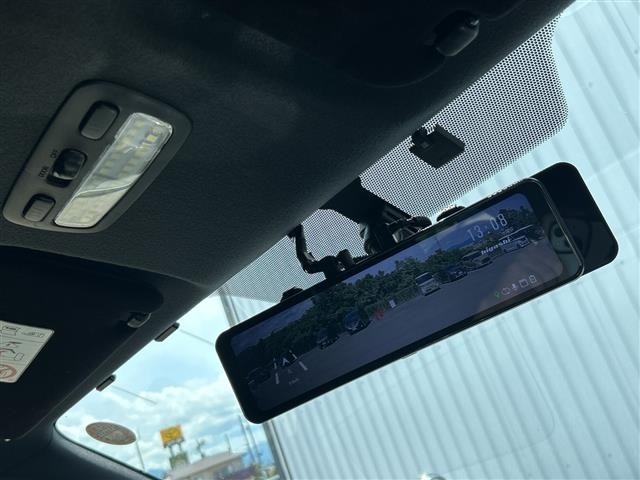 Toyota HIACE VAN 2022 8260564-18