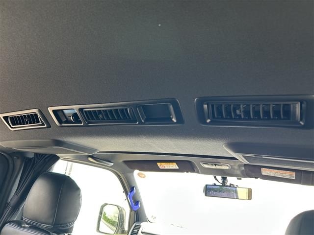 Toyota HIACE VAN 2022 8260564-2