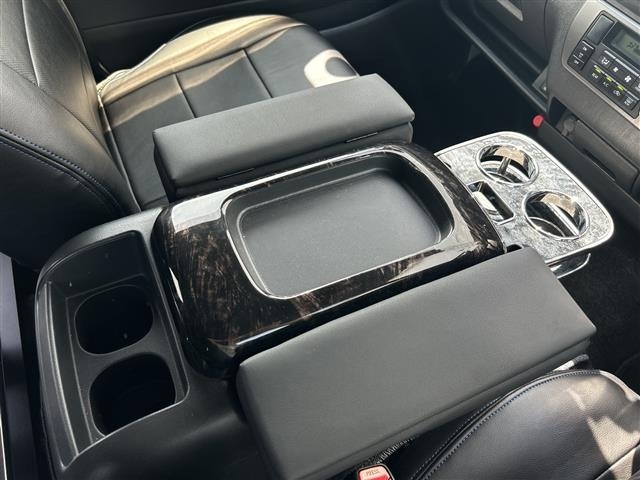 Toyota HIACE VAN 2022 8260564-22