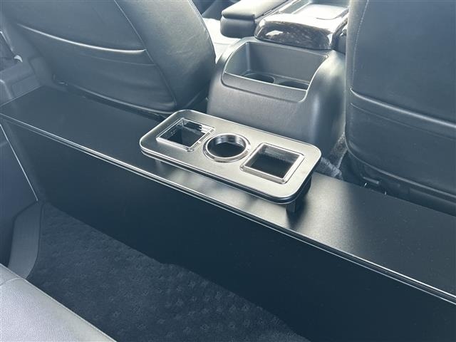 Toyota HIACE VAN 2022 8260564-4