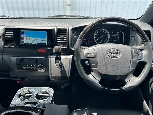 Toyota HIACE VAN 2022 8260564-5