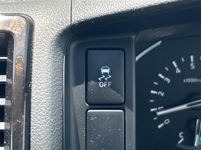 Toyota HIACE VAN 2022 8260564-8