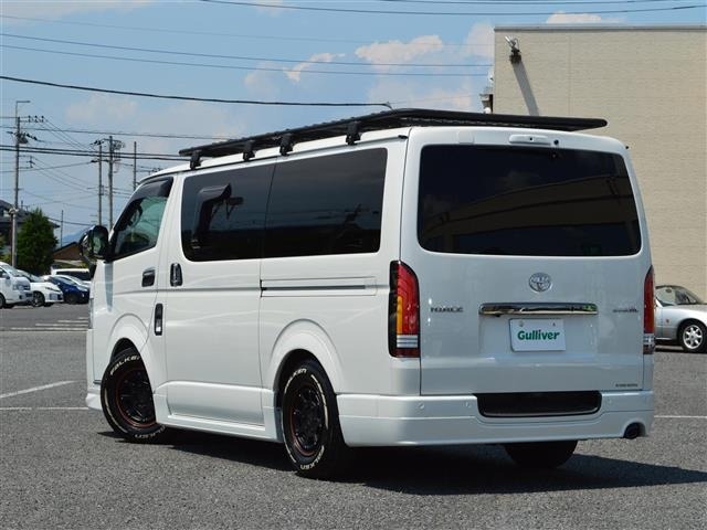Toyota HIACE VAN 2022 8260589-13