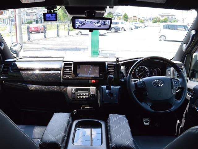 Toyota HIACE VAN 2022 8260589-9