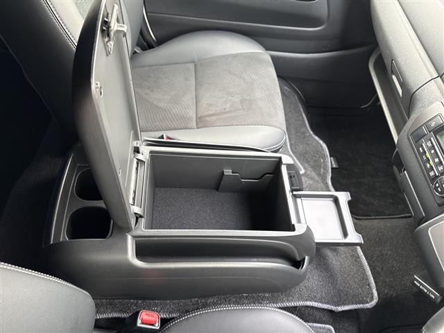 Toyota HIACE VAN 2020 8260593-12