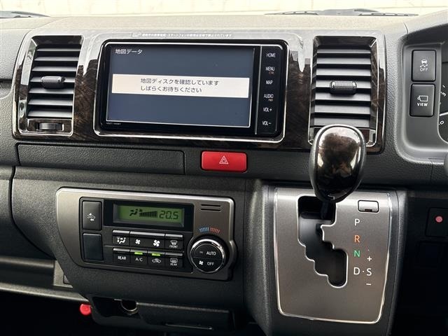Toyota HIACE VAN 2020 8260593-19
