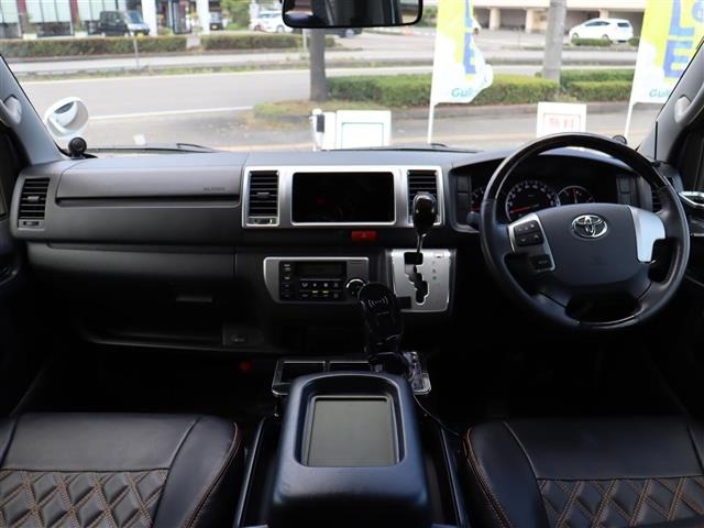 Toyota HIACE VAN 2016 8260594-14