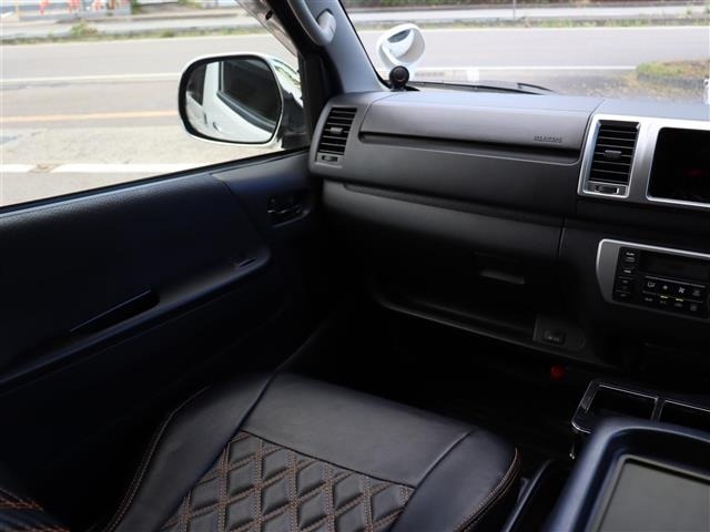 Toyota HIACE VAN 2016 8260594-20