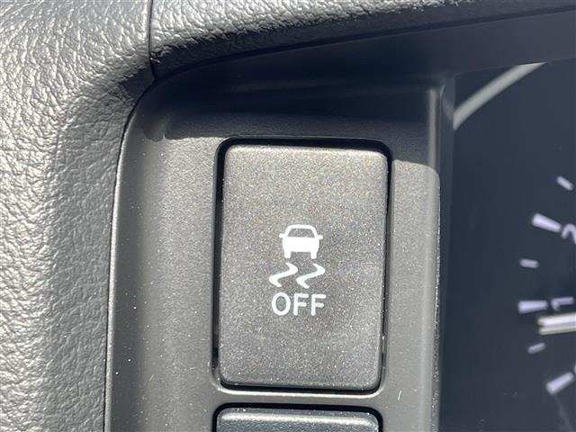 Toyota HIACE VAN 2026 8260595-19