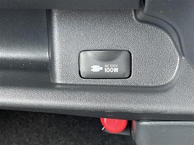 Toyota HIACE VAN 2026 8260595-2