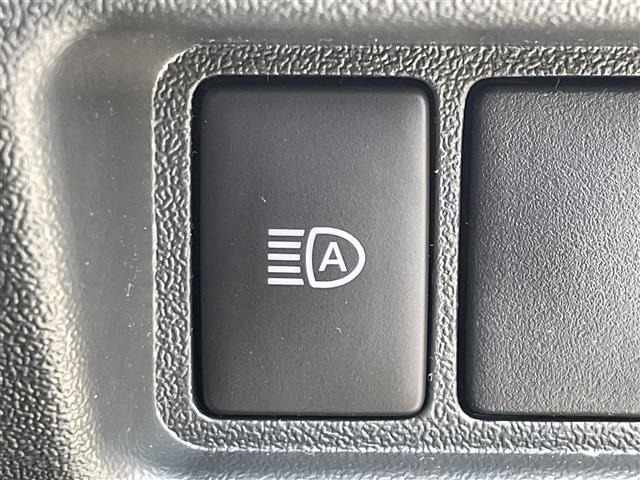 Toyota HIACE VAN 2026 8260595-21